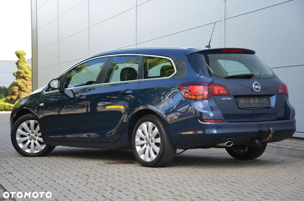 Opel Astra 1.4 T Cosmo - 7