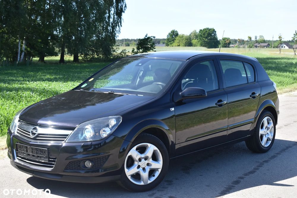Opel Astra 1.6 Innovation 110 Jahre - 1