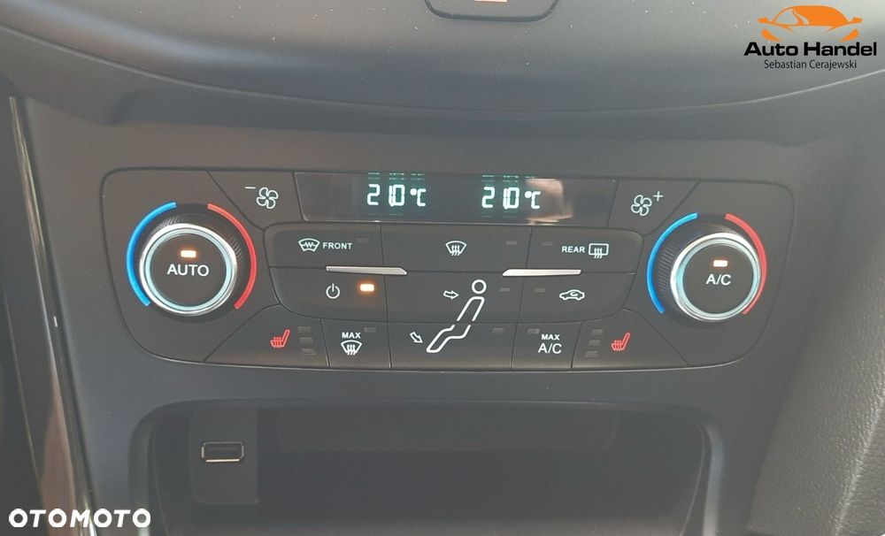 Ford Focus 1.5 EcoBoost STart-Stopp-System TITANIUM - 35