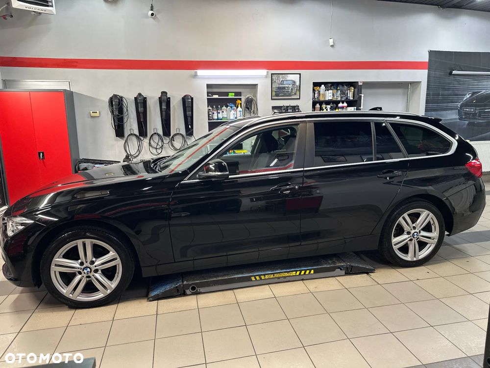 BMW Seria 3 318d Sport Line - 11