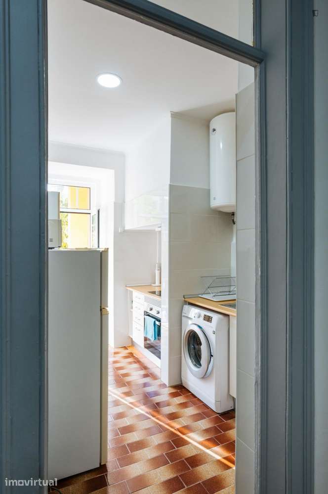 Quarto - localizado em Arroios Lisbon - Grande imagem: 3/39