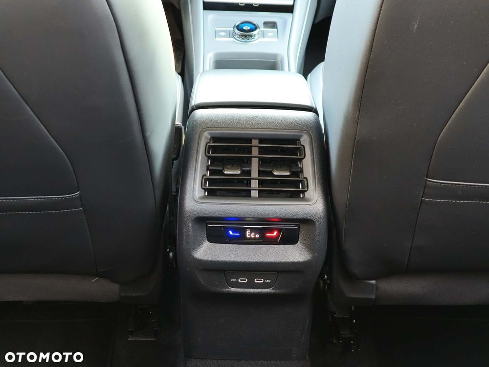 Volkswagen Tiguan 1.5 eHybrid PHEV 150kW Life DSG - 35