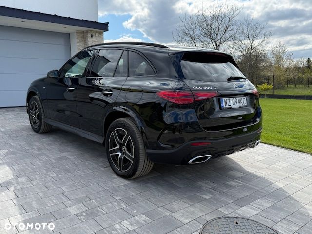 Mercedes-Benz GLC 300 de 4-Matic AMG Line - 5