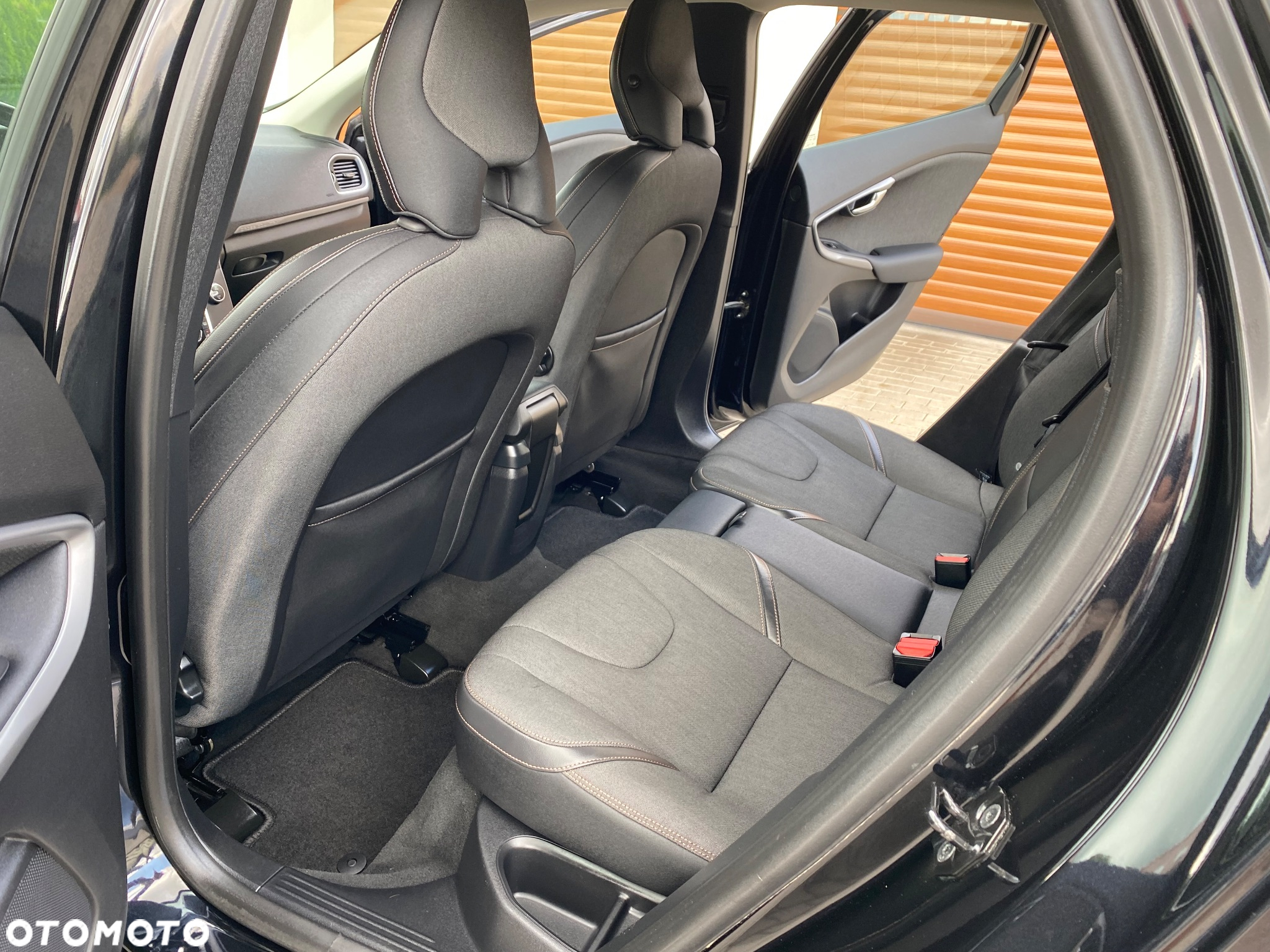 Volvo V40 Cross Country D3 Momentum - 6