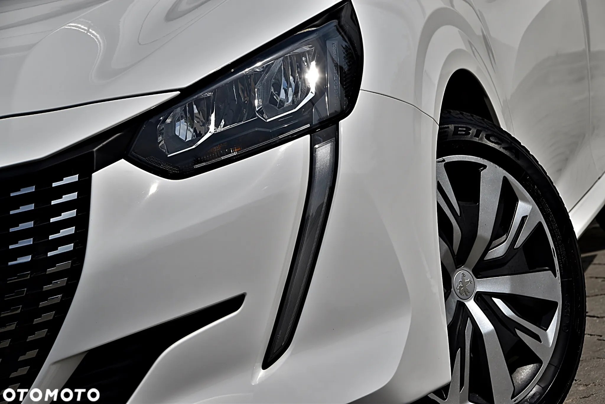 Peugeot 208 1.2 PureTech Active S&S - 9