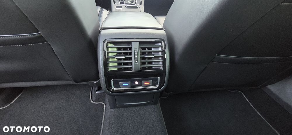 Volkswagen Passat 1.5 TSI EVO Highline DSG - 14