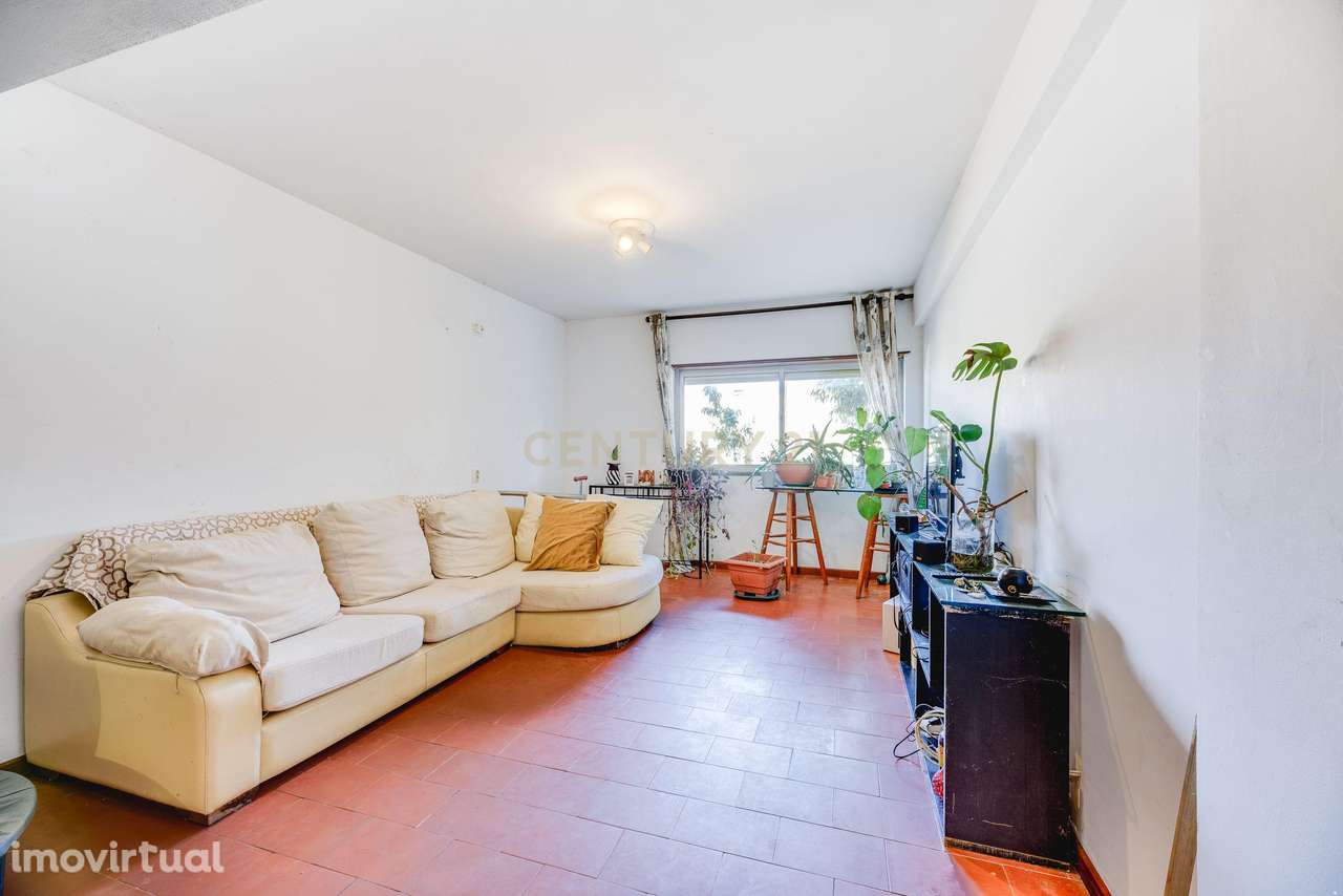 Moradia V6 no Algueirão - Grande imagem: 2/30