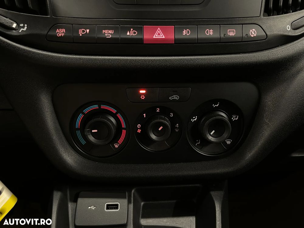 Fiat Doblo Combi 1.6 Mjet 90 CP Confort - 15