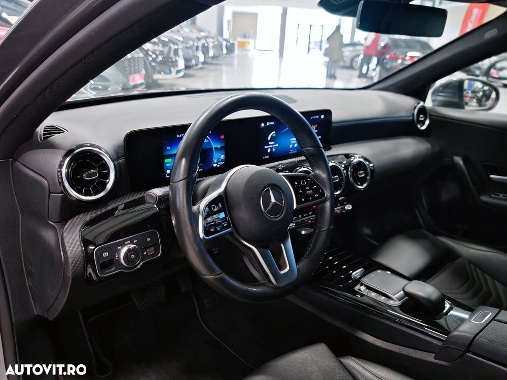 Mercedes-Benz A 250 e Sedan 8G-DCT - 7