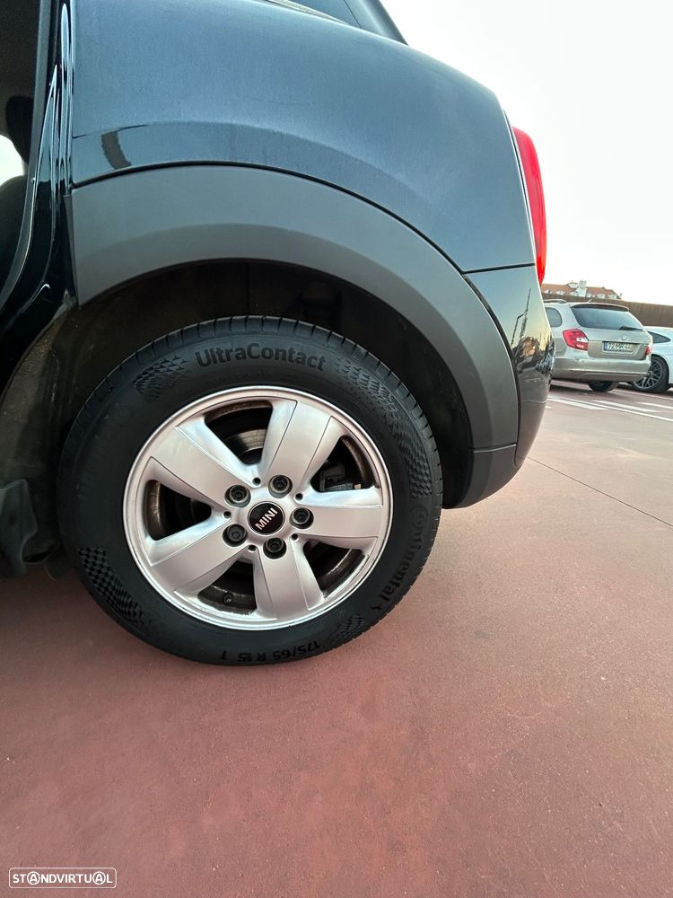 MINI 5 Portas Cooper D - 11