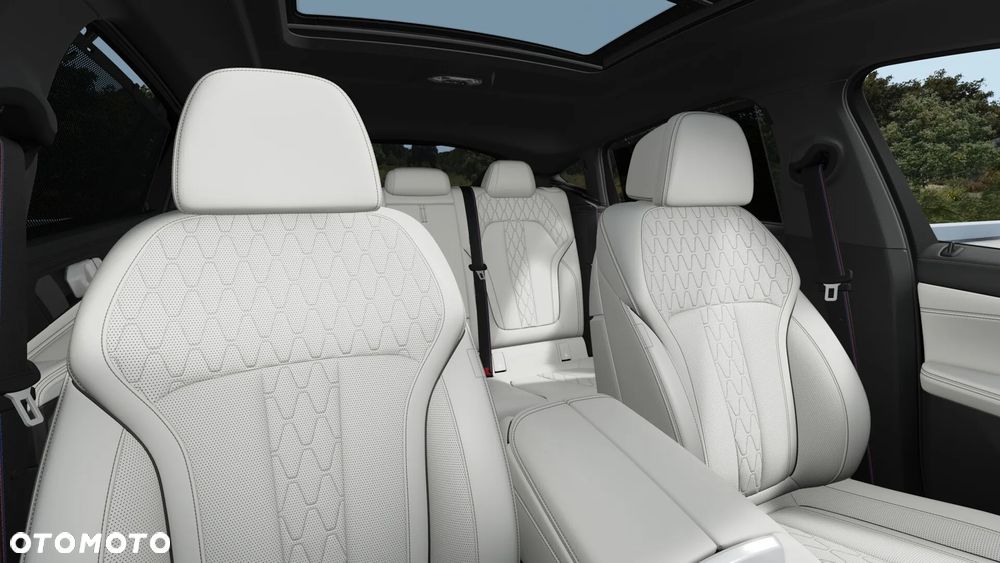 BMW X6 xDrive40i M Sport - 12
