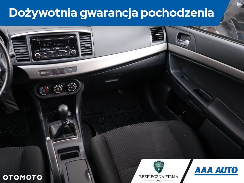 Mitsubishi Lancer - 9