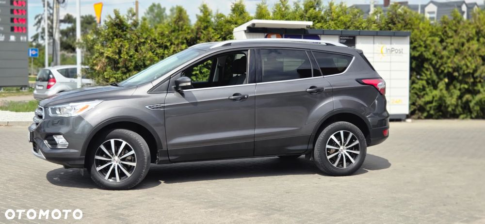 Ford Kuga 1.5 EcoBoost 2x4 Titanium - 8