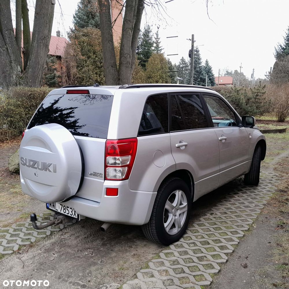 Suzuki Grand Vitara 1.9 DDiS - 4