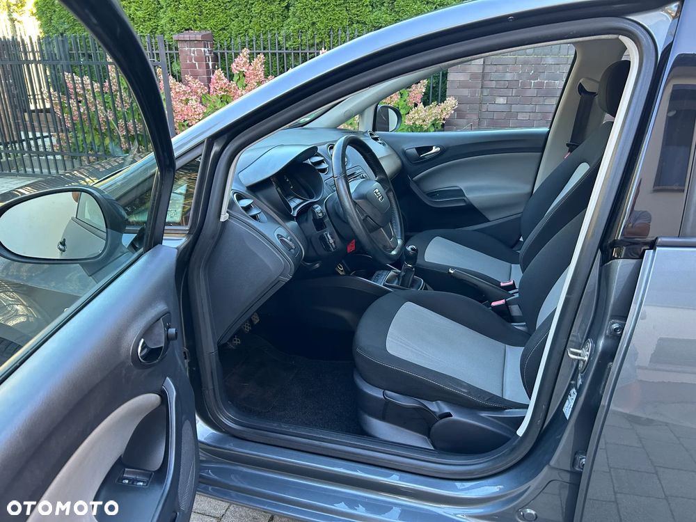 Seat Ibiza 2015 photo 5
