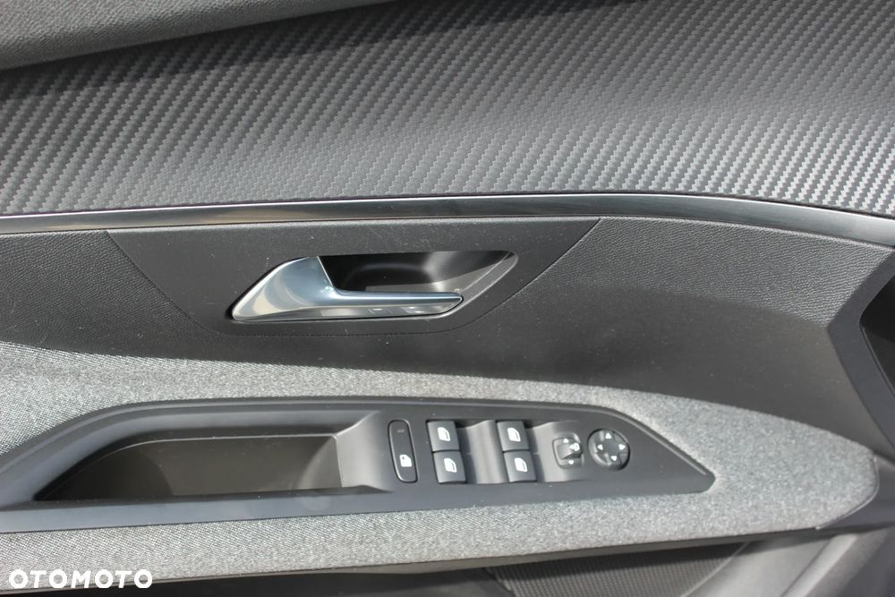 Peugeot 3008 1.5 BlueHDi Allure S&S EAT8 - 32