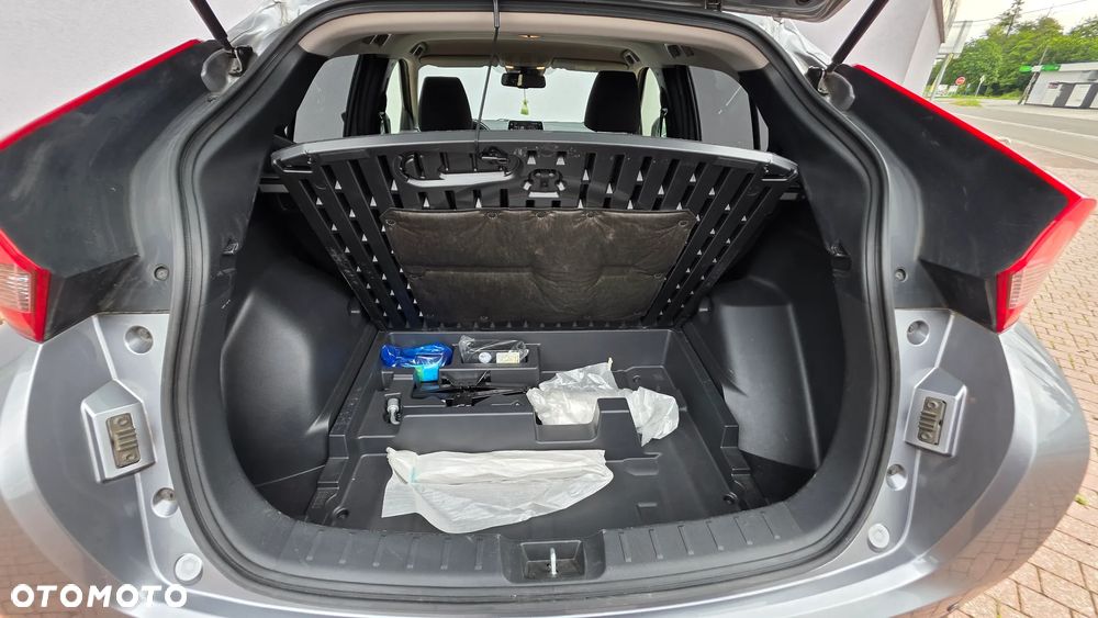 Mitsubishi Eclipse Cross 1.5 T GPF Invite Plus - 25