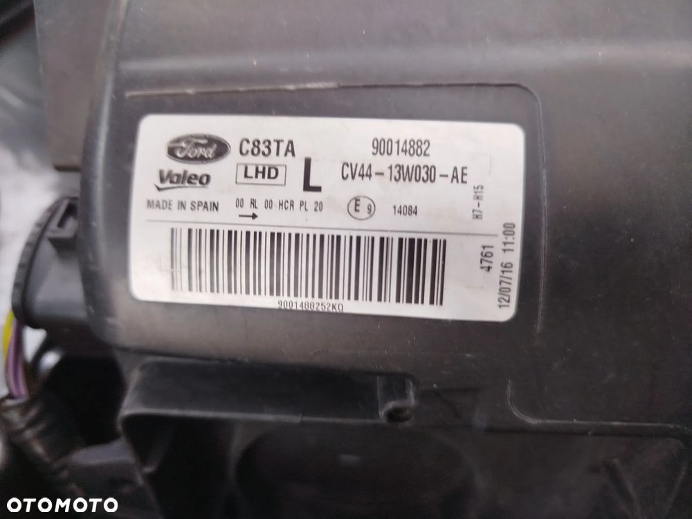 Ford Kuga 2.0 TDCi 2x4 Titanium - 27