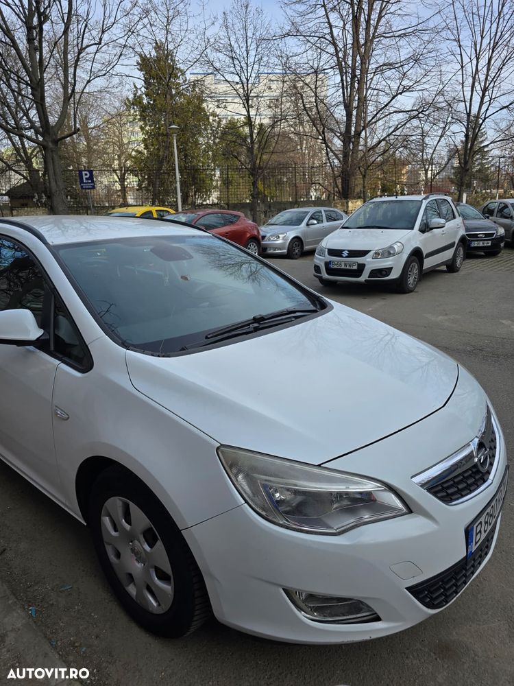 Opel Astra 1.7 CDTI - 11