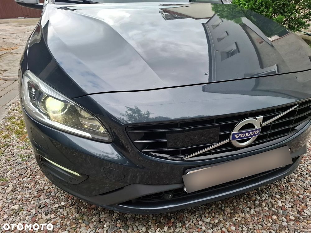 Volvo V60 D4 Geartronic RDesign - 31