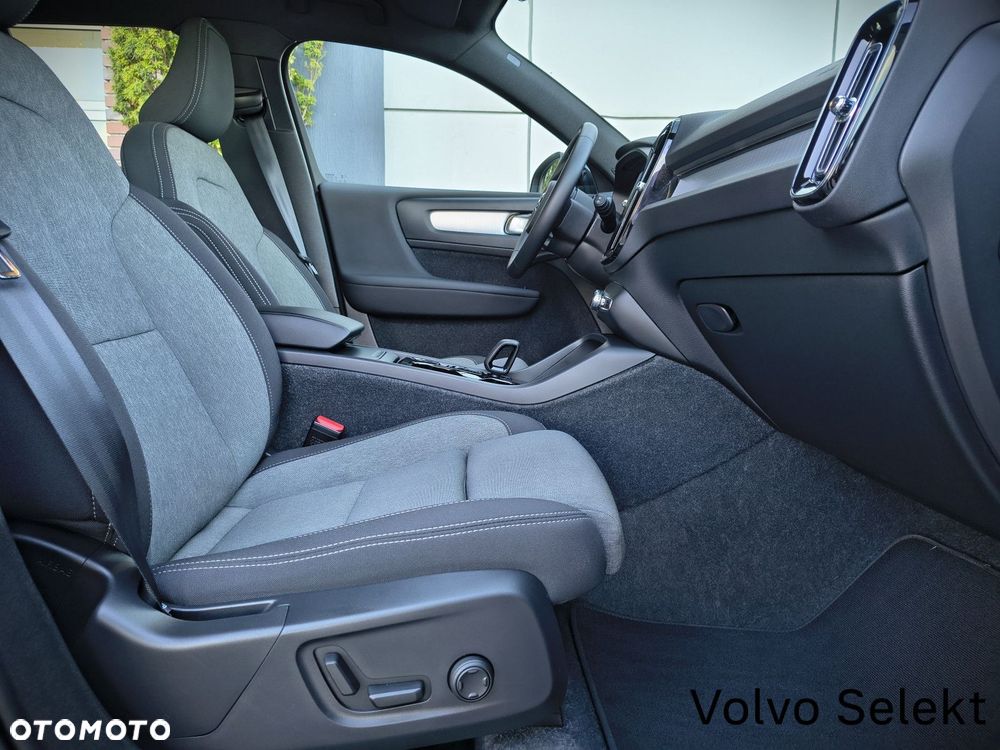 Volvo XC 40 - 26