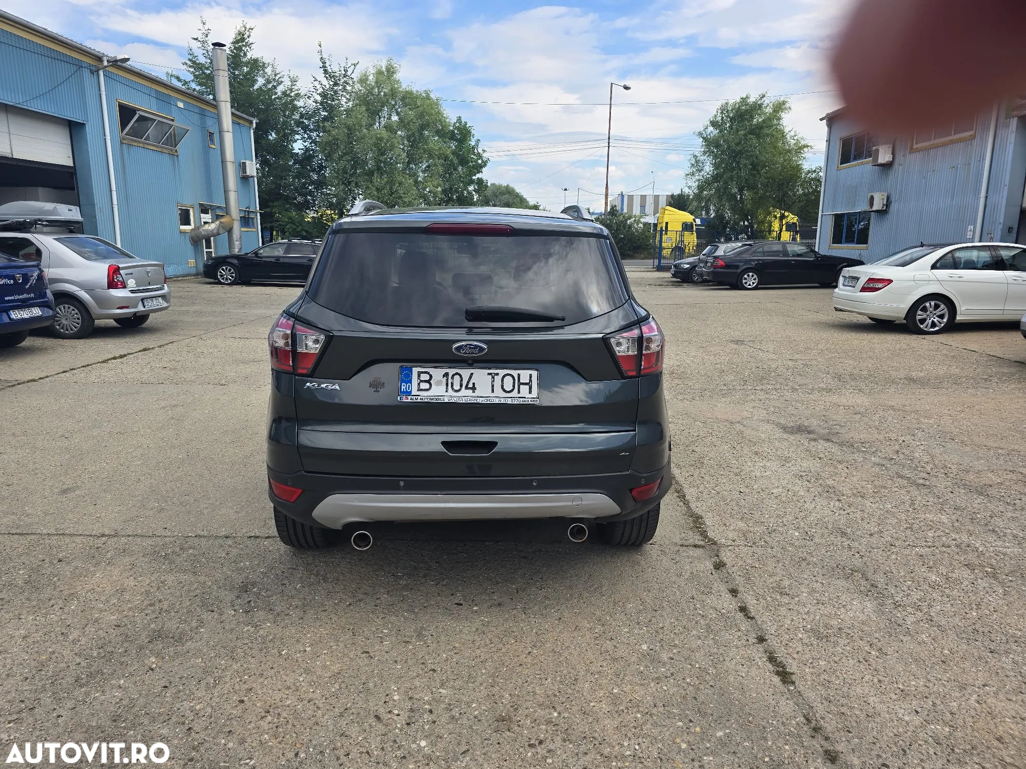 Ford Kuga - 2
