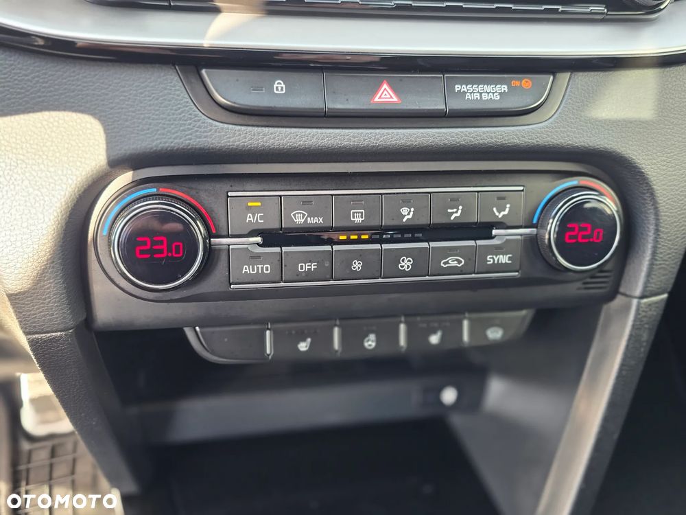 Kia ProCeed 1.5 T-GDI GT Line - 25