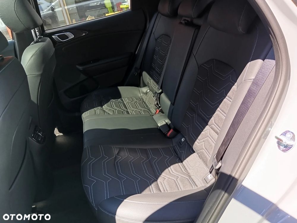 Kia XCeed 1.6 T-GDI Tribute DCT - 17