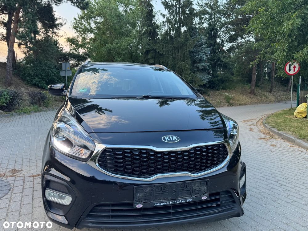 Kia Carens 1.6 GDI Attract - 3