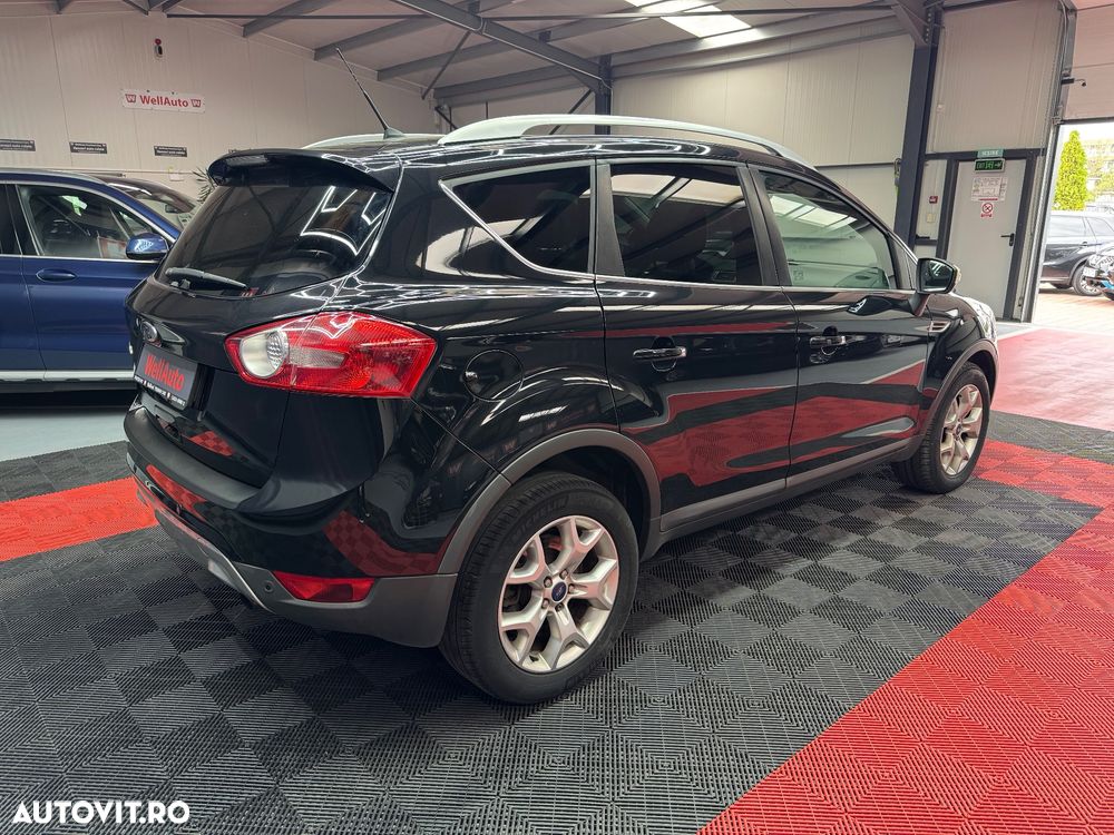 Ford Kuga - 5