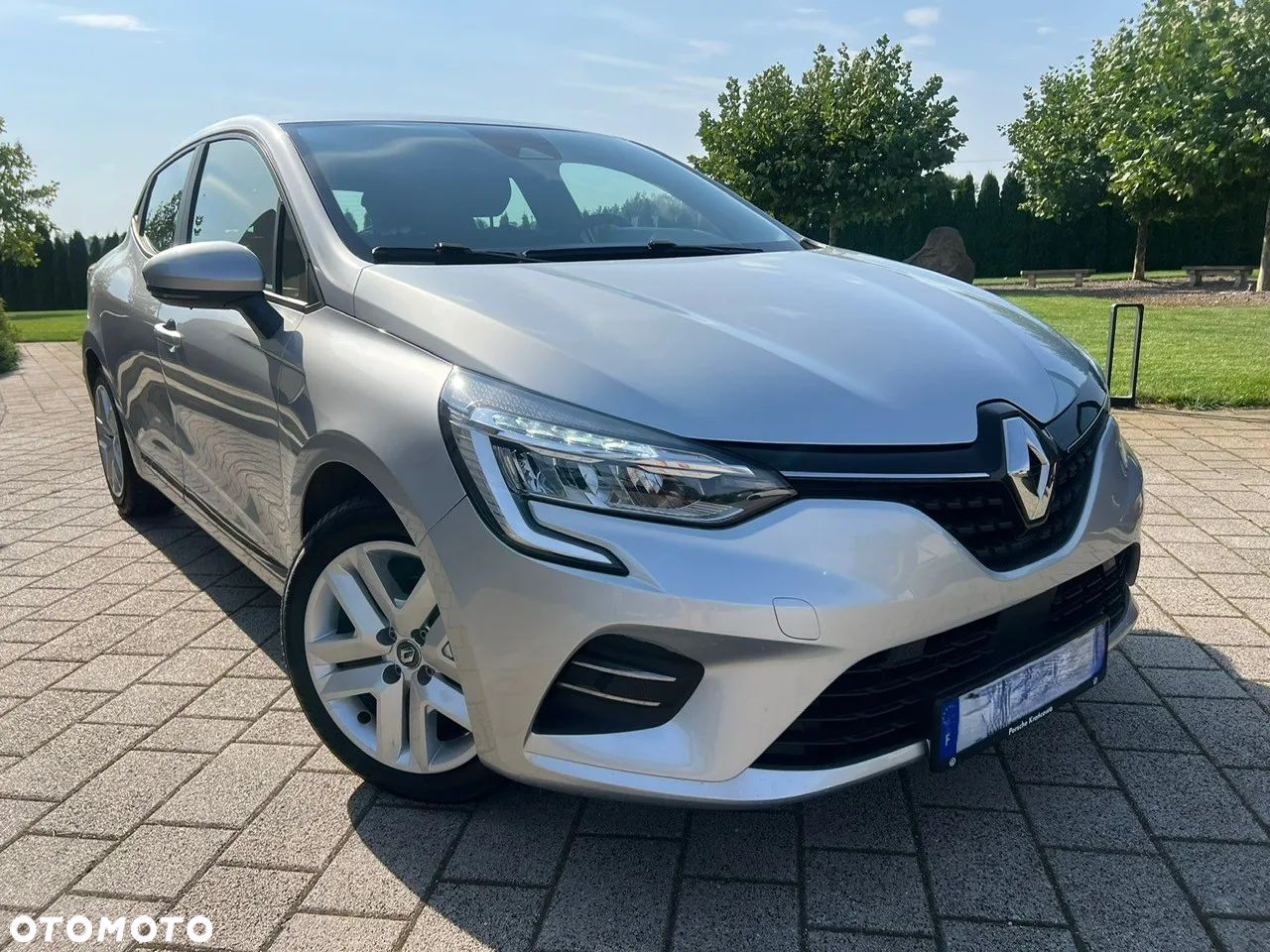 Renault Clio - 1