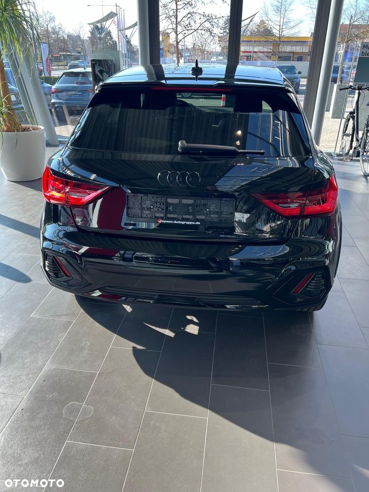 Audi A1 Allstreet 2024 photo 4