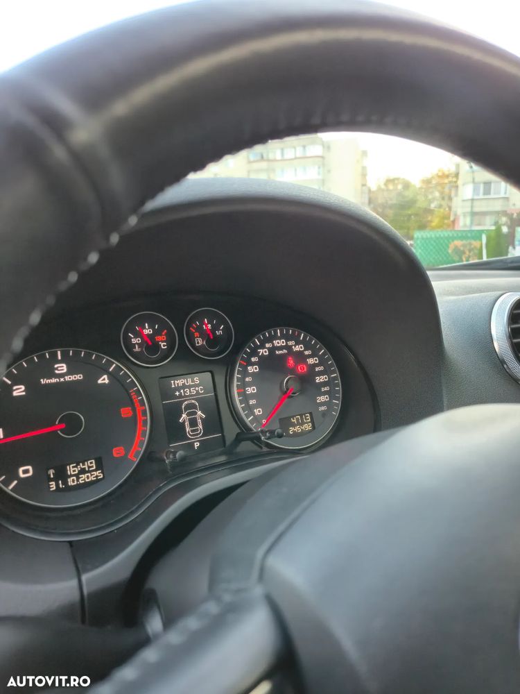 Audi A3 1.6 TDI ack DPF S tronic Ambiente - 12