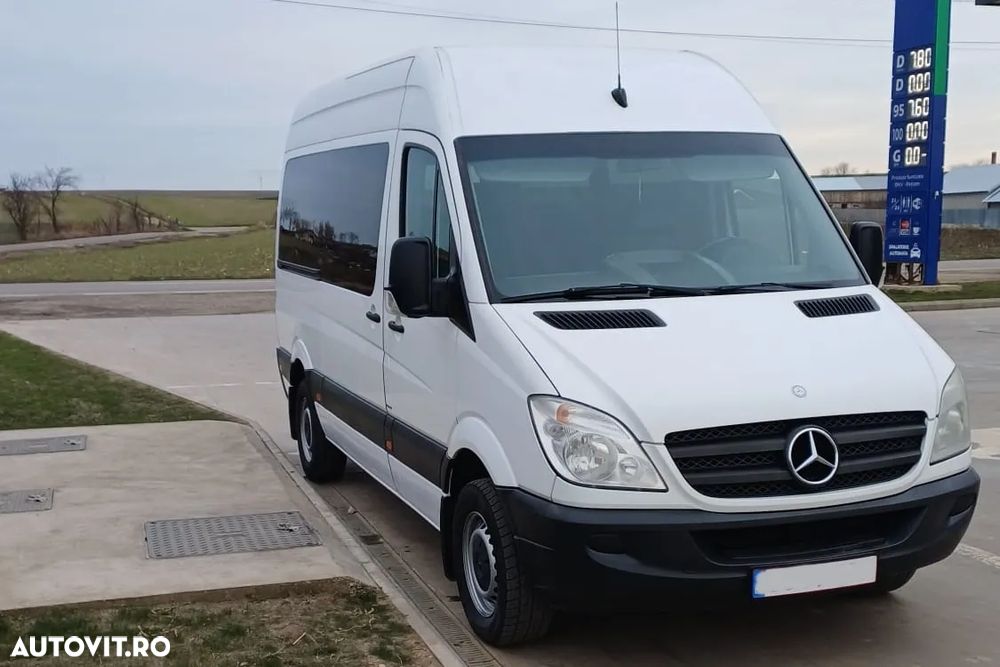 Mercedes-Benz Sprinter - 2