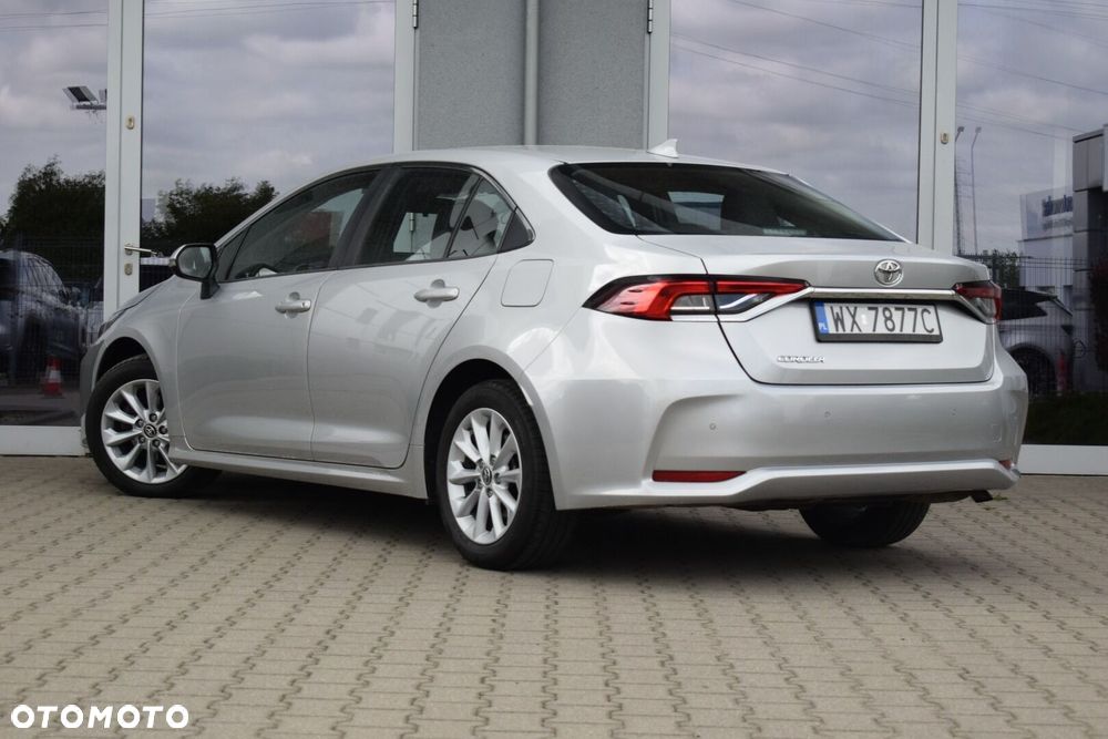 Toyota Corolla - 10