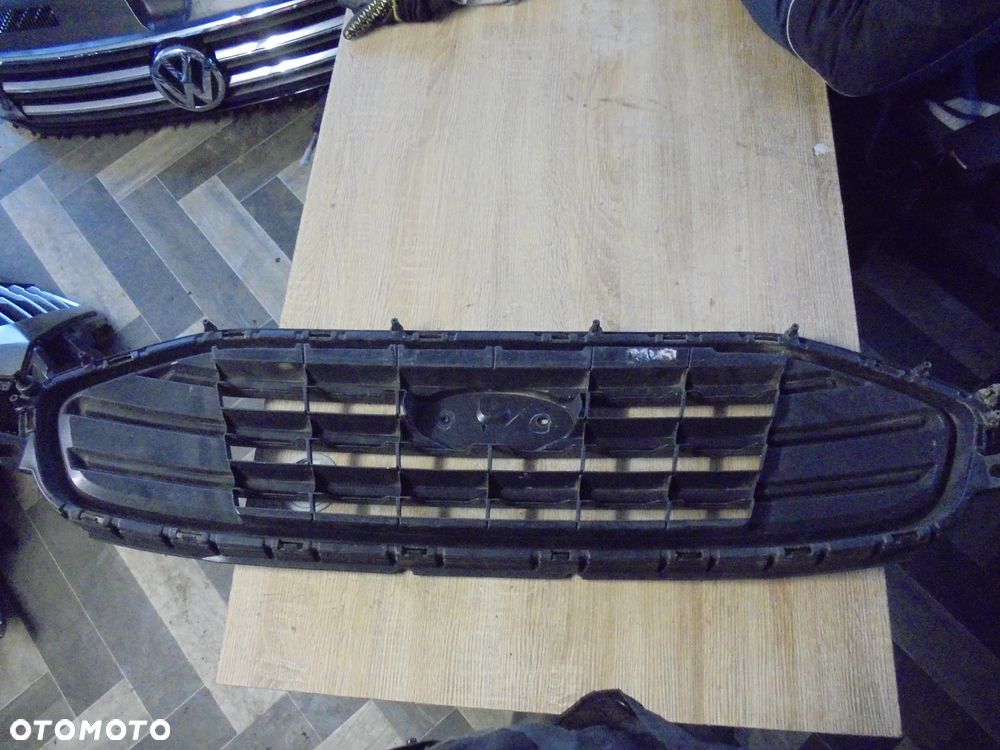 FORD TRANSIT CONNECT MK2 LIFT 18-20 ATRAPA GRILL - 3