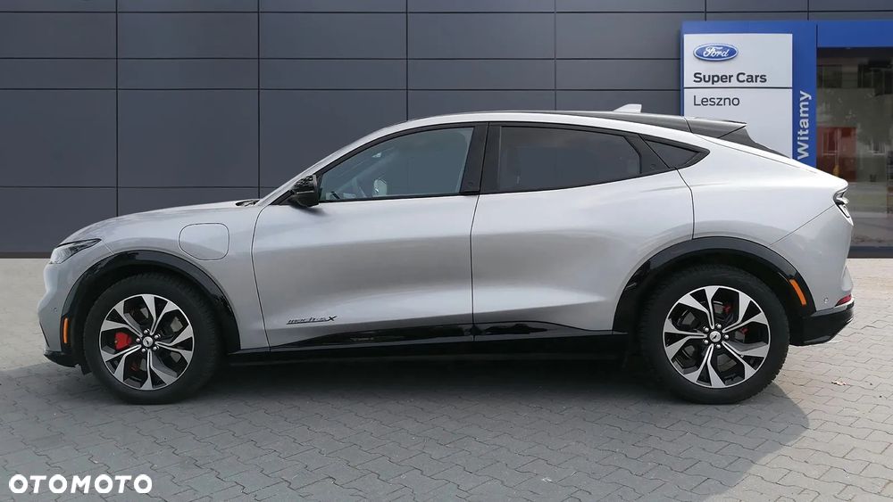 Ford Mustang Mach-E 98kWh AWD Premium - 4