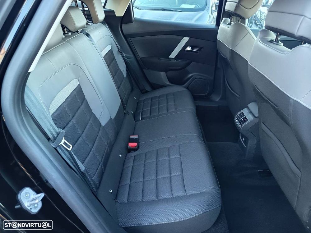 Citroën e-C4 50 kWh Autonomia Conforto Plus - 22