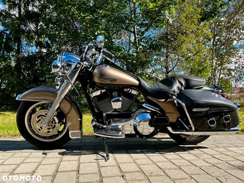 Harley-Davidson Touring Road King - 2
