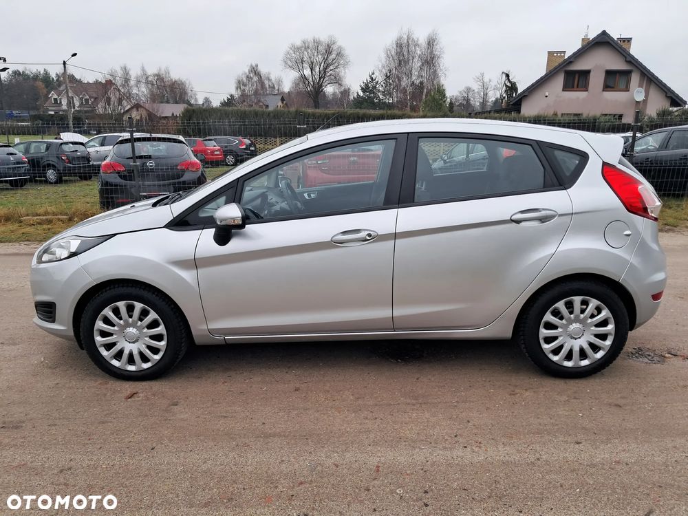 Ford Fiesta 1.25 Champions Edition - 4