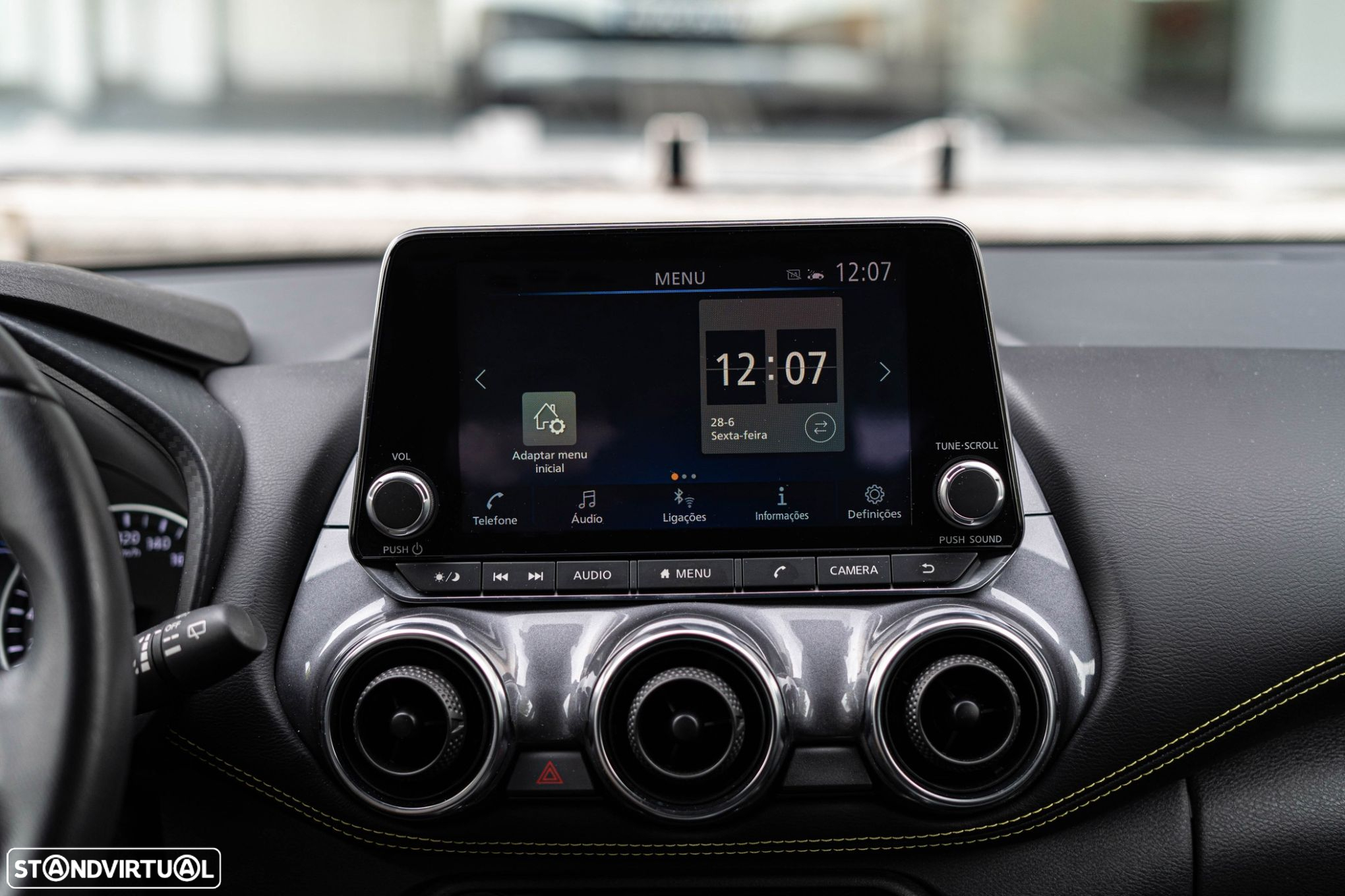 Nissan Juke 1.0 DIG-T Kiiro - 22