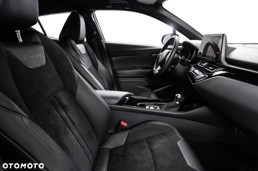 Toyota C-HR Lounge - 6