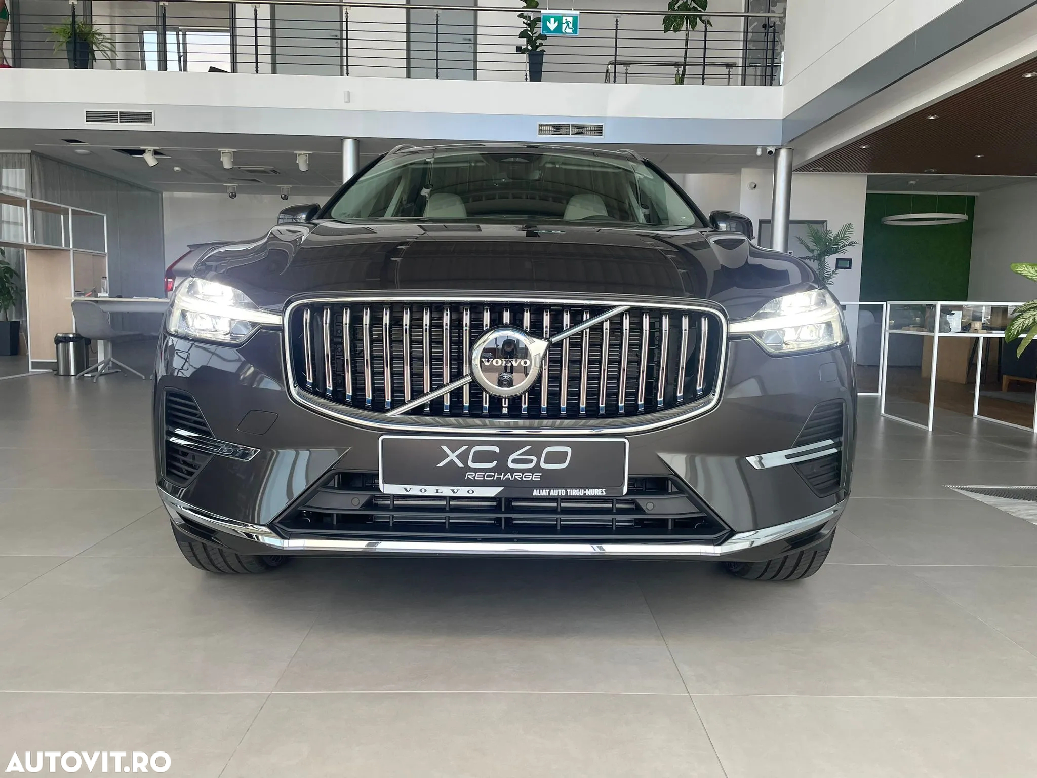 Volvo XC 60 T6 AWD AT PHEV Plus Bright - 2