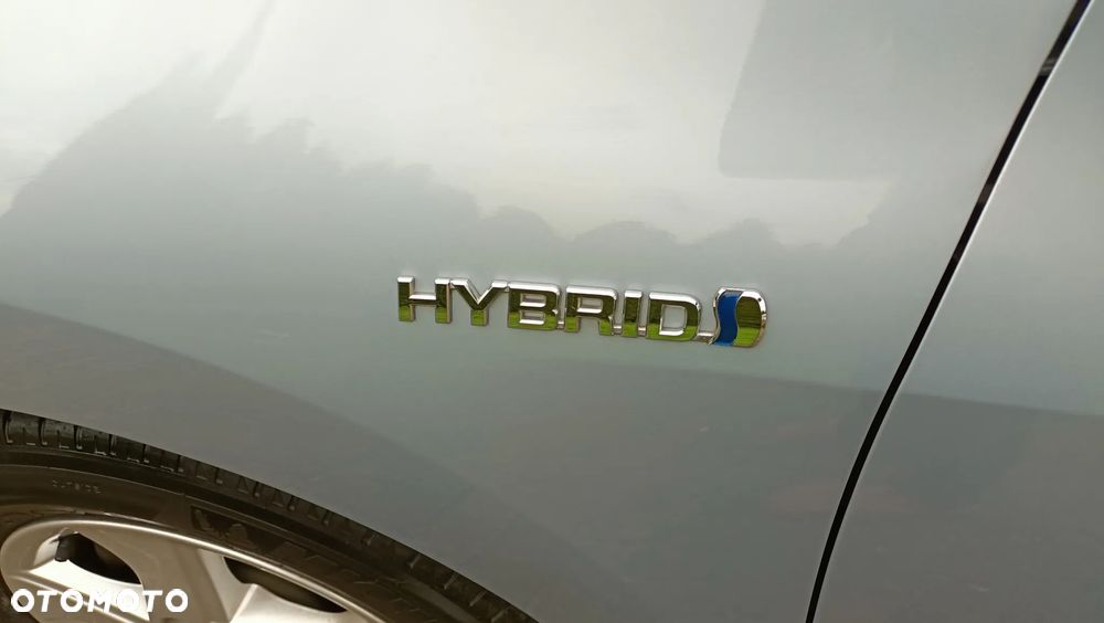 Toyota Auris 1.8 HSD Luna - 26