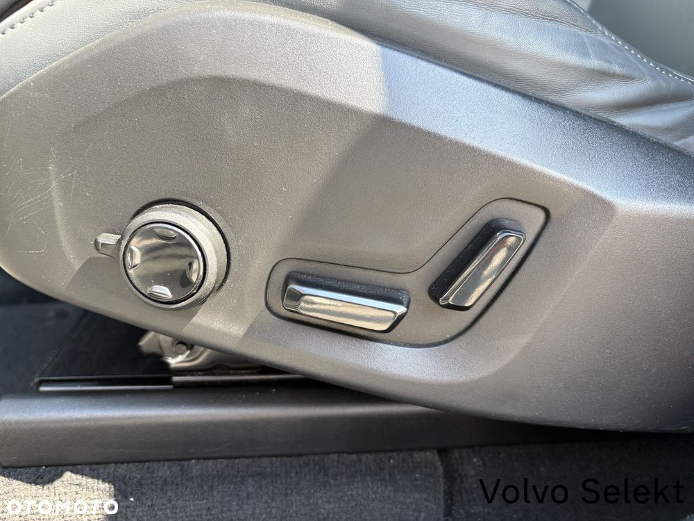 Volvo XC 60 - 13