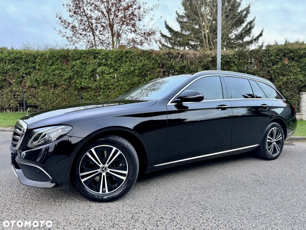 Mercedes-Benz Klasa E 220 d 4-Matic Avantgarde - 17
