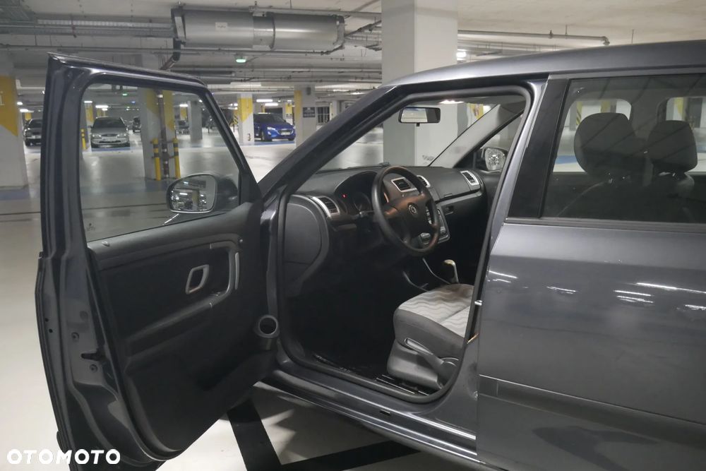 Skoda Fabia 1.4 16V Ambiente - 9