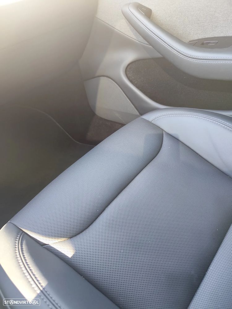 Tesla Model 3 Tração Traseira Premium - 11