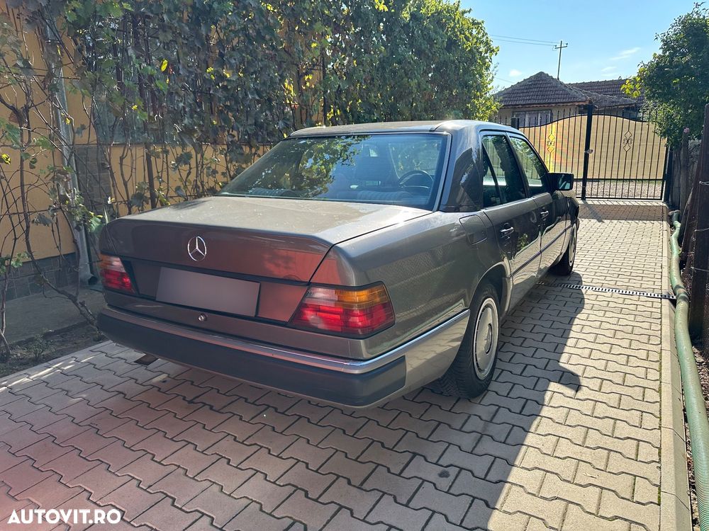 Mercedes-Benz W124 - 3
