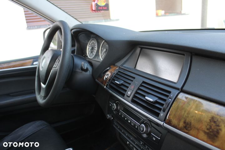 BMW X5 xDrive30d - 23